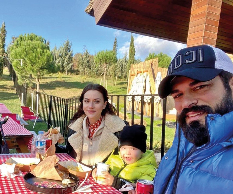 Boşanacakları iddia edilen Fahriye Evcen ve Burak Özçivit Hürriyete konuştu
