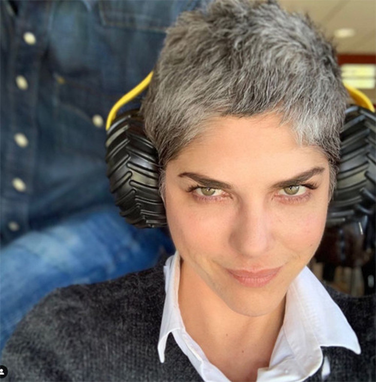 Kanser oldum ama hala kendime gülebiliyorum