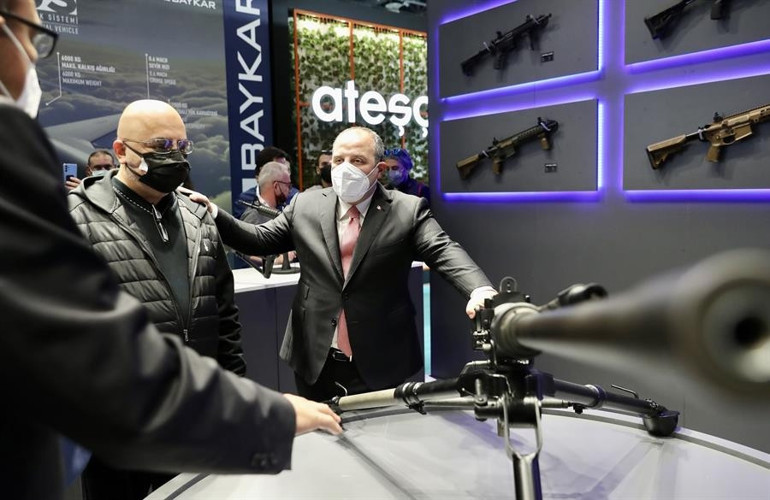 Bakan Varank SAHA EXPOyu ziyaret etti