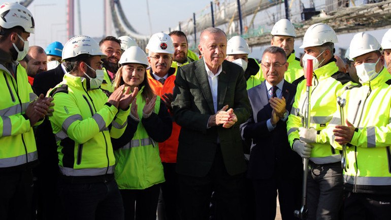 Son dakika... Çanakkale Köprüsünde sona doğru... Cumhurbaşkanı Erdoğandan Kanal İstanbul mesajı