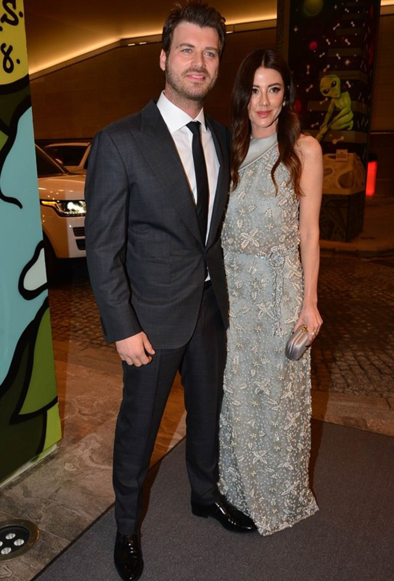 Kıvanç Tatlıtuğ ve Başak Dizer çiftinin bebeklerinin cinsiyeti belli oldu