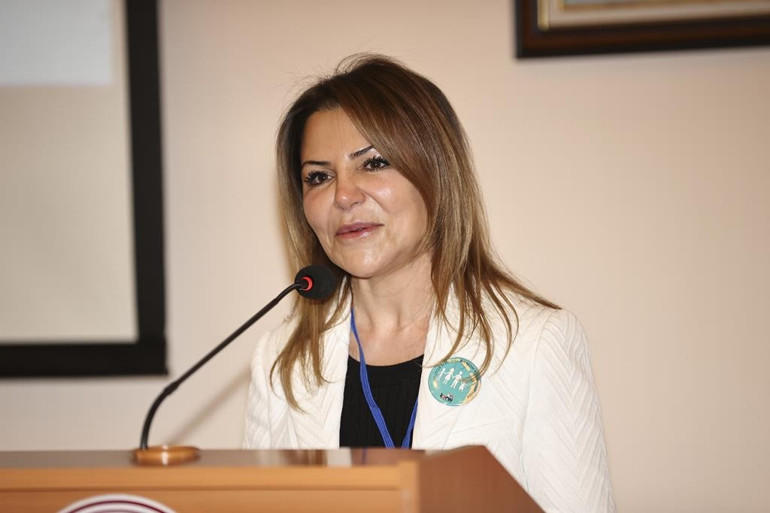 Çocuklarda sevgi yoksunluğu büyümeyi etkiliyor