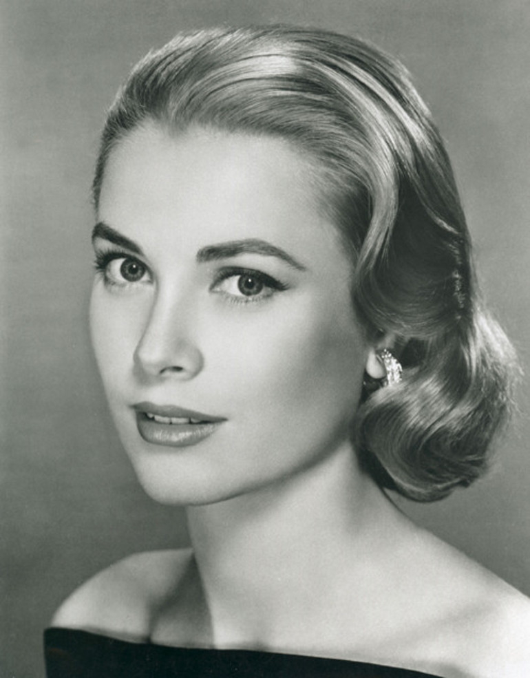 Balayında aynı otelde bile kalmamışlar: Prenses Charlene gizemli hastalığın pençesinde yemeden içmeden kesildi