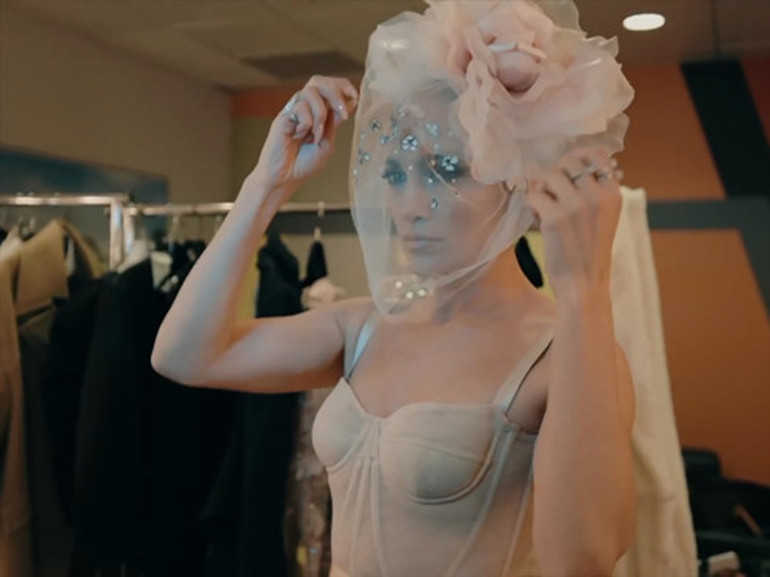 Jennifer Lopez sahneye bile gelinlikle çıkmıştı: Kaderleri yıldızlarda yazılı