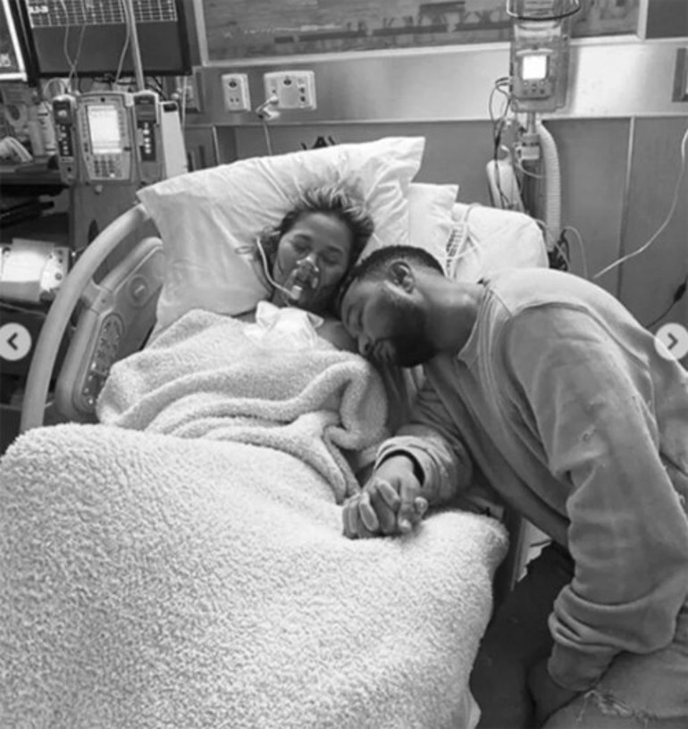 Jessie J. sahnede gözyaşlarına boğuldu: Bebeğimi kaybettim, kendimi hiç bu kadar yalnız hissetmemiştim