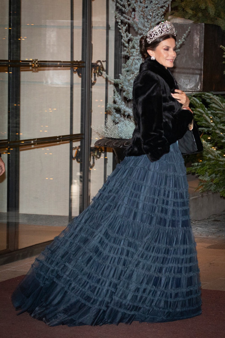 Hayatının şokunu yaşadı ama çabuk atlattı: Kraliçe pişti oldu