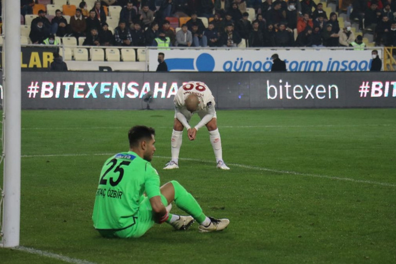 Son Dakika: Malatya dönüşü çarpıcı tespit Galatasarayın böyle bir lüksü yok...