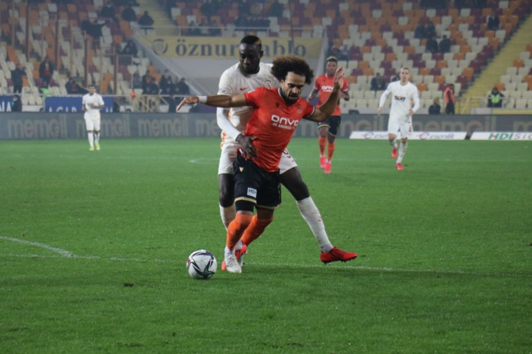 Son Dakika: Malatya dönüşü çarpıcı tespit Galatasarayın böyle bir lüksü yok...