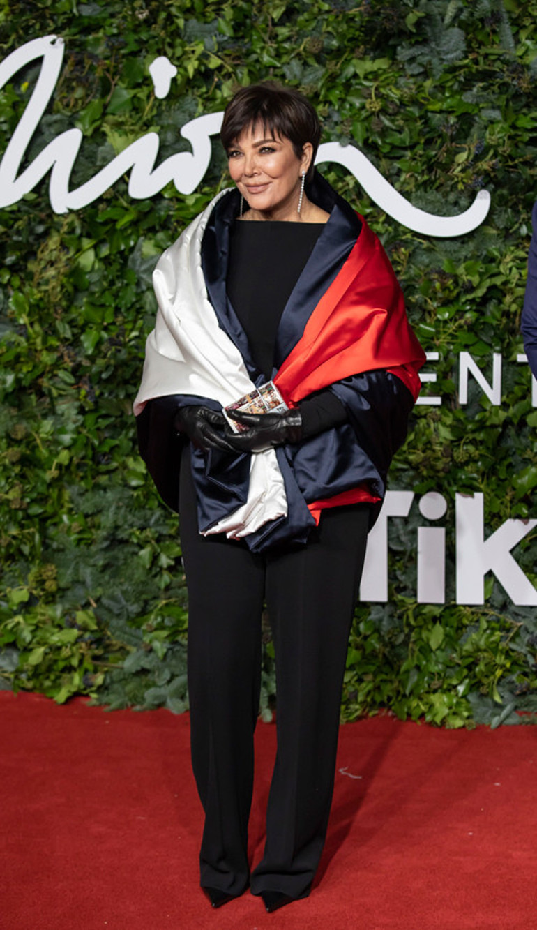 Demi Mooreun yüzü olay oldu: Bunu yapana dava açman gerek