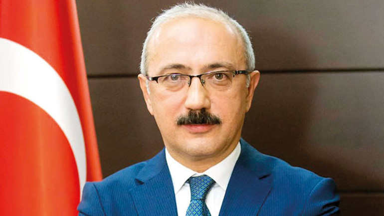 Türkiye büyümede zirveye koşuyor