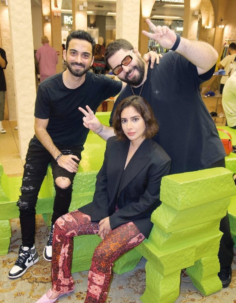 Dubai mağazasını birlikte açtılar