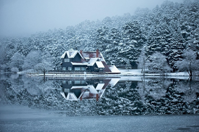 Bir kış kartpostalı içinde olmak: Karın en çok yakıştığı yerler | 10 şehir 13 öneri