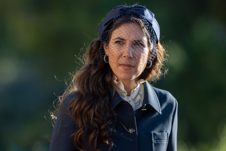 Birinin ailesinin adaları var, diğeri parayla oynuyor: Dünyanın en zengin gelinleri