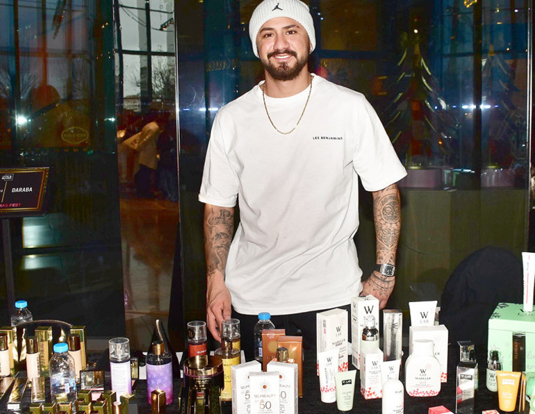 İyilik dolu yılbaşı festivali