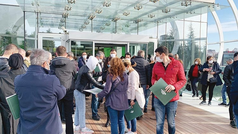 6 günde 1000 konut sattı