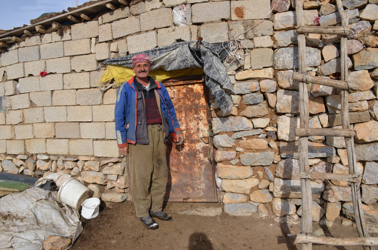 Şehir hayatından sıkıldı 4 yıldır eksi 30 derecede yaylada yaşıyor