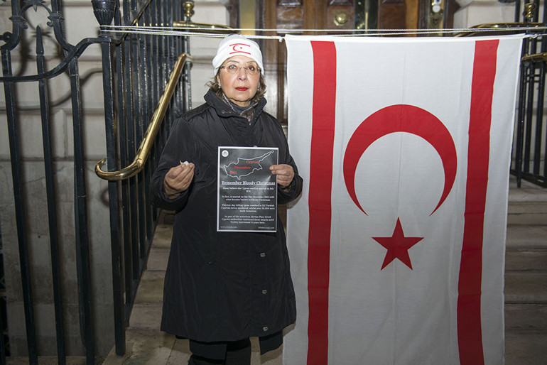 Londra’da ‘Kanlı Noel’in 58. yılı protestoyla anıldı