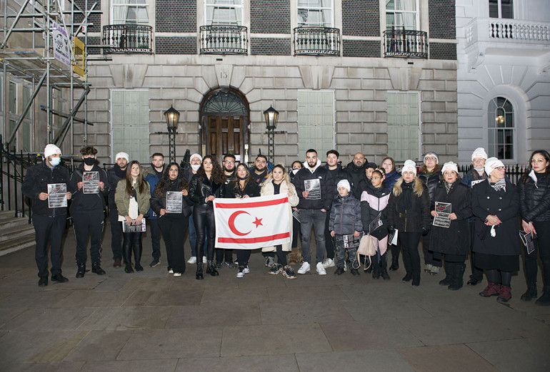 Londra’da ‘Kanlı Noel’in 58. yılı protestoyla anıldı