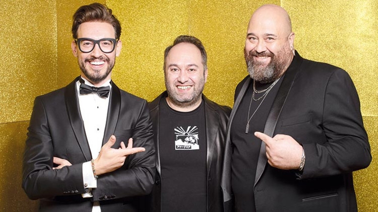 Danilo Zanna: Ben yeni yıla girerken tabak kırıyorum - Somer Sivrioğlu: Benim de bir kulağımda hep telefon oluyor