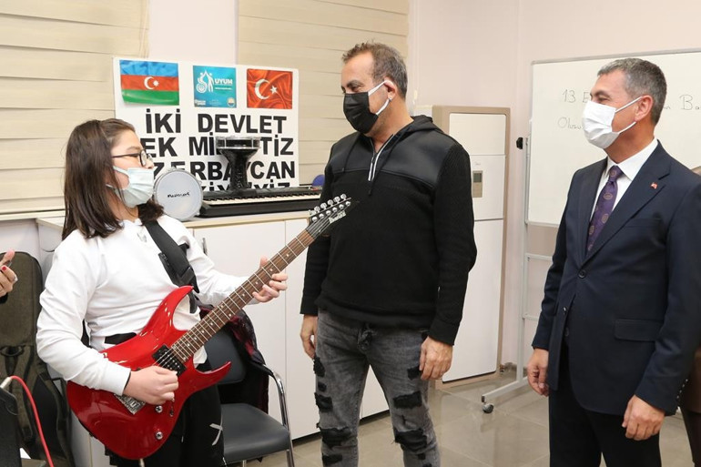 UYUM 2 bin hayata dokundu