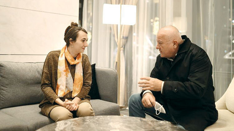 İnsan safarisinin yapıldığı o tepede...