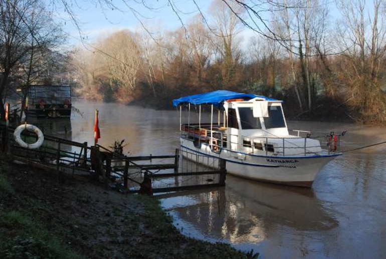 Karlar eridi, küçük iskeleler suya gömüldü: 5 metre yükseldi