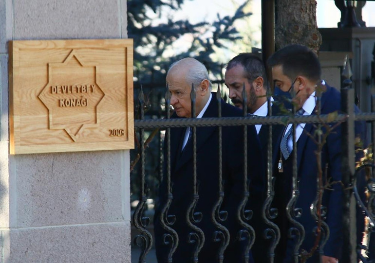 Son dakika... Cumhurbaşkanı Erdoğandan Bahçeliye sürpriz hediye Kritik görüşme