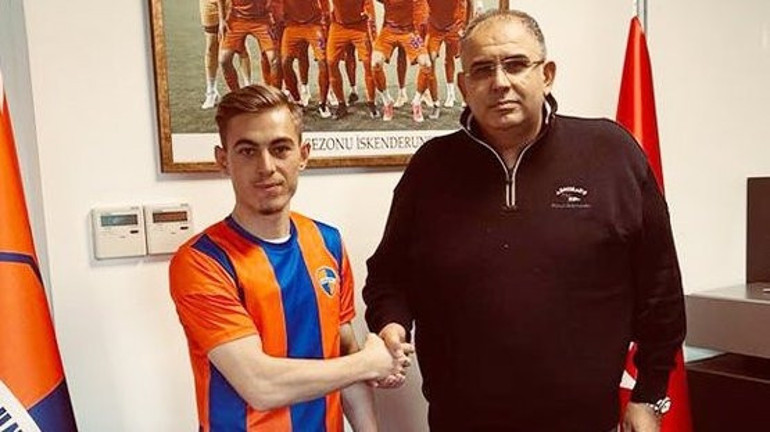 Sivassporlu Muhammed Emin Ergin, Riekerinkin yanına