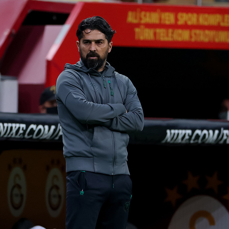 Ligin ayarlarını bozan takım Konyaspor... İlhan Palutla Konyada buluştuk Yeni sözleşme, Ekuban ve transfer açıklaması