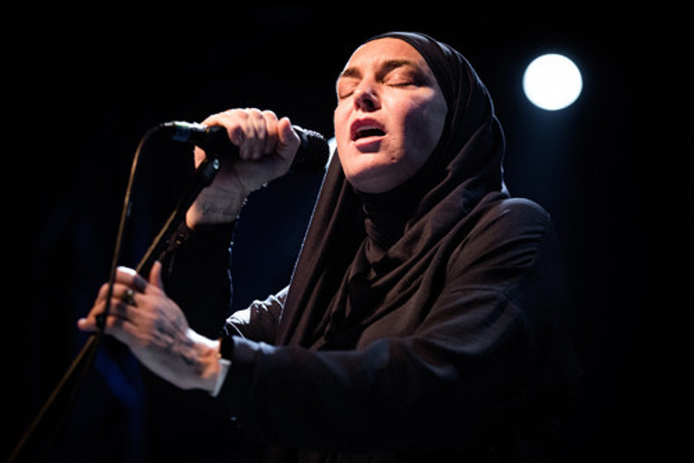 Ünlü şarkıcı Sinead OConnor 17 yaşındaki oğlunu kaybetti: Mavi gözlü bebeğim, her zaman ışığım olacaksın
