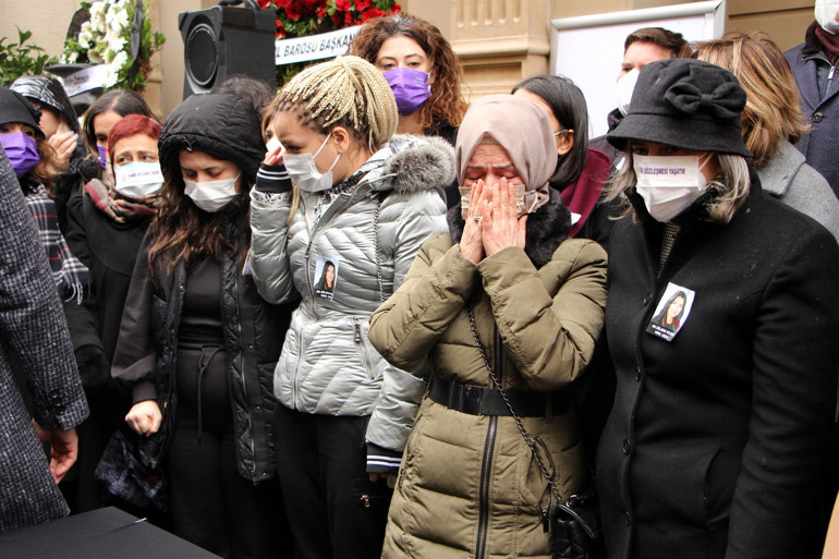 Eski nişanlısı canice öldürmüştü Avukat Dilara Yıldız için acı tören