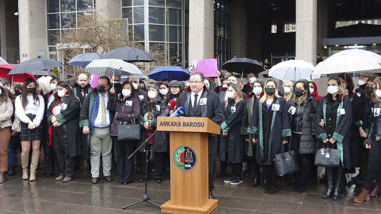Eski nişanlısı canice öldürmüştü Avukat Dilara Yıldız için acı tören