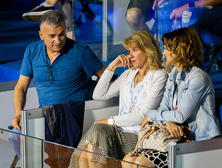 Novak Djokovic herkesin dilinde Onun kadar tartışılan iki Djokovic daha var: Annesi ve babası