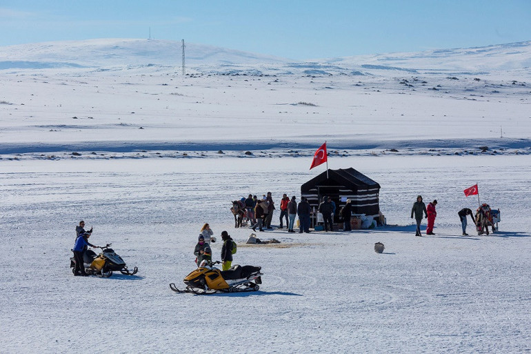 Bir kış masalı: Karın en çok yakıştığı göller | 10 ŞEHİR 15 ÖNERİ