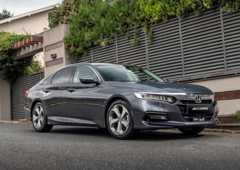 Konfor, sportif tasarım ve güçlü donanım Honda Accord yeniden Türkiye yollarında