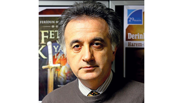 Tavan arasından Kanuni çıktı