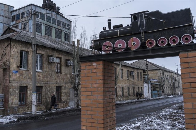 Savaş korkusu bunu da yaptırdı: Ukrayna Sovyet döneminden kalma sığınakları yeniliyor