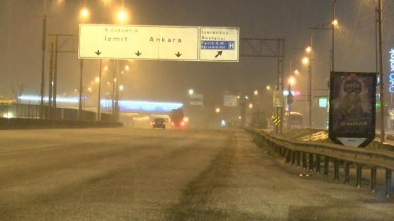 Son dakika: Türkiye kara teslim 55 ilde okullar tatil: Yeni uyarı geldi... Çok sayıda kentte yoğun kar alarmı