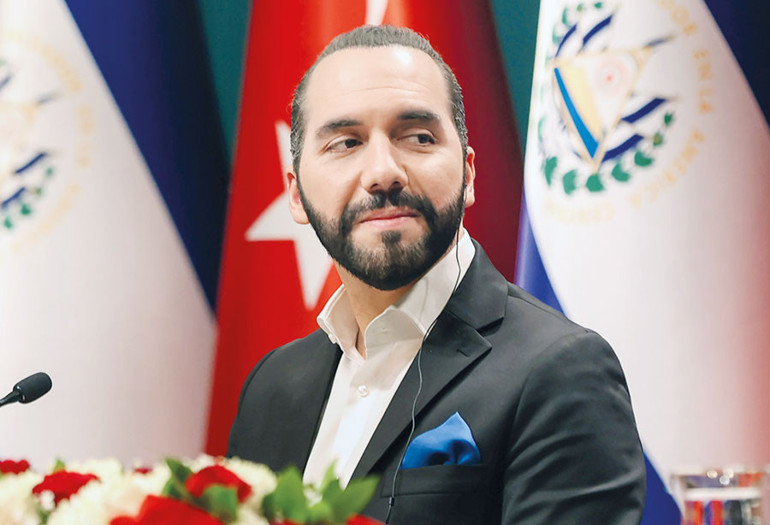 Küçük felaket: Davutoğlu ile müttefik olmak