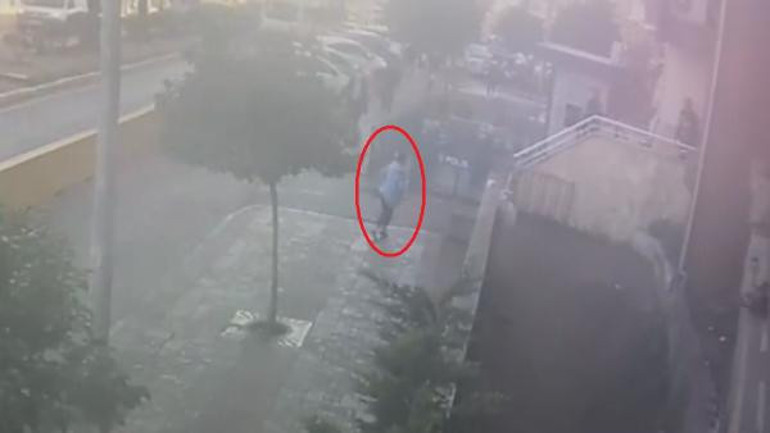 Annesini gasp ettiği öne sürülen genç kızdan karakola taşlı saldırı: 3 polis şikayetçi oldu