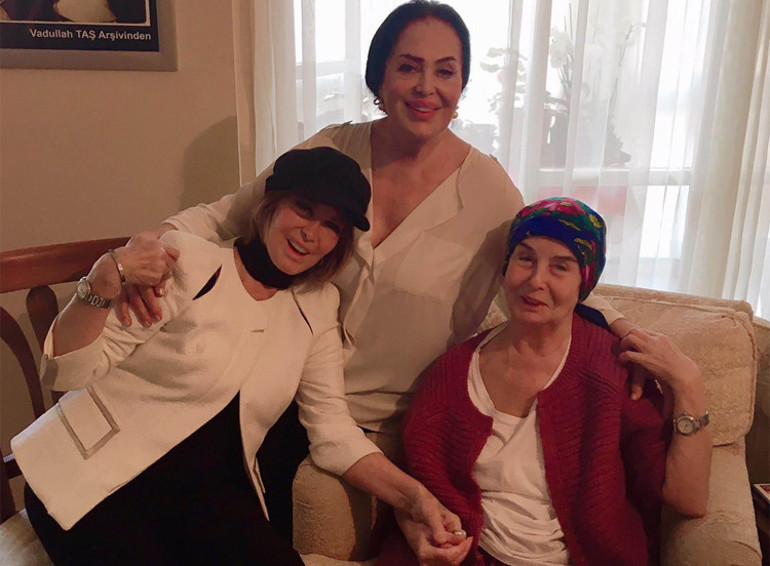 Son dakika haberi: Fatma Girik 79 yaşında hayatını kaybetti... Usta oyuncunun vasiyeti yerine getirilecek...
