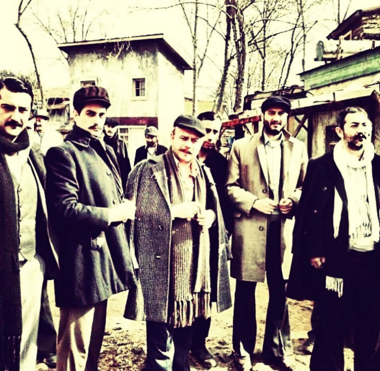 Ayberk Pekcanın vefatı sanat dünyasını yasa boğdu: Canım abim... Gözyaşlarımı tutamıyorum