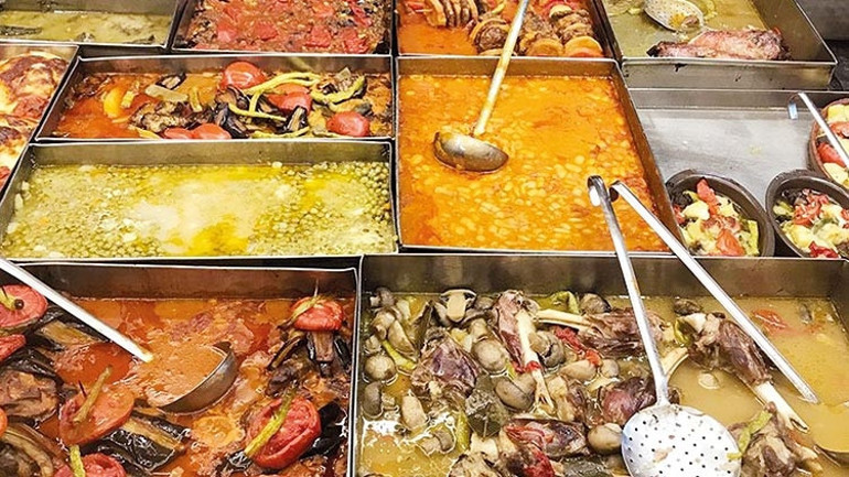 ‘Çek bi pilav üstü kuru’