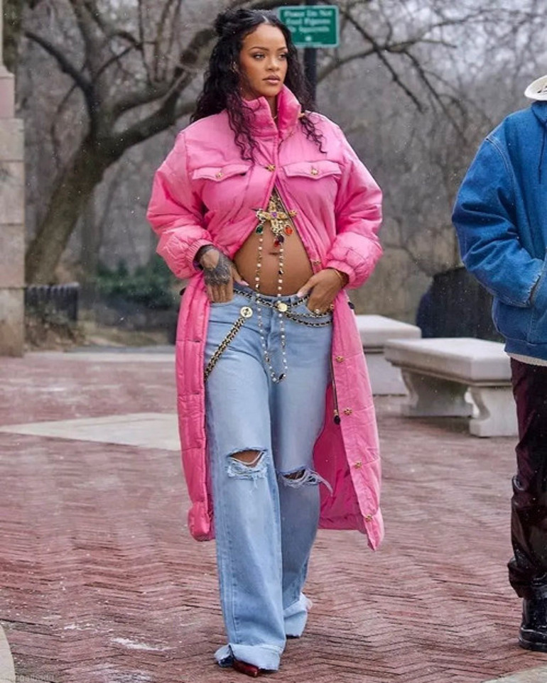 Rihanna hamile Kilo aldıkça hakkında söylenti çıkıyordu, sonunda gerçekten bebek bekliyor