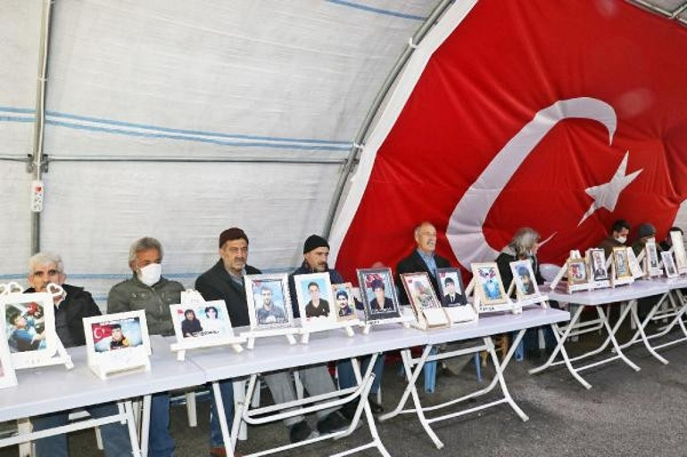 13 yaşında kaçırılan oğlu için evlat nöbetindeki Nihat Aydın: Bütün çocukları istiyoruz