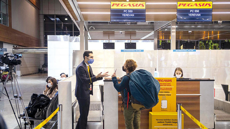 Erivan’a ‘heyecan’la uçtular