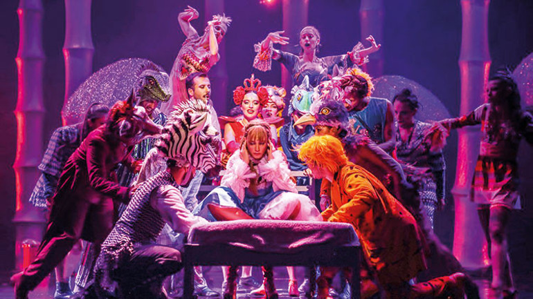 Özlenenler sahnede…