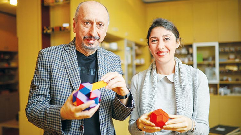 ‘Mutlu sonlu soruların Guinness rekorlu akıl hocası