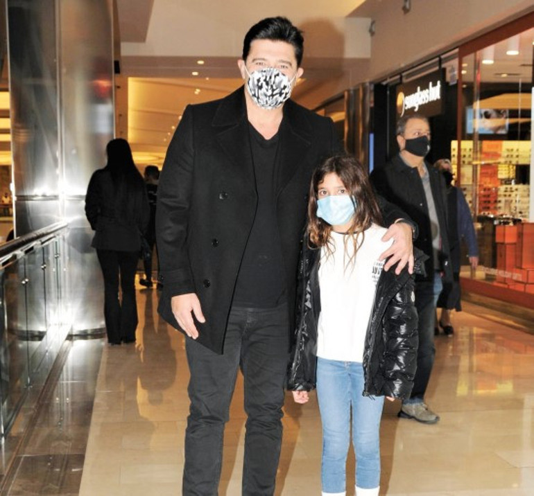 Melisa Şenolsun ile eski sevgilisi işletmeci Umut Evirgen pişti oldu