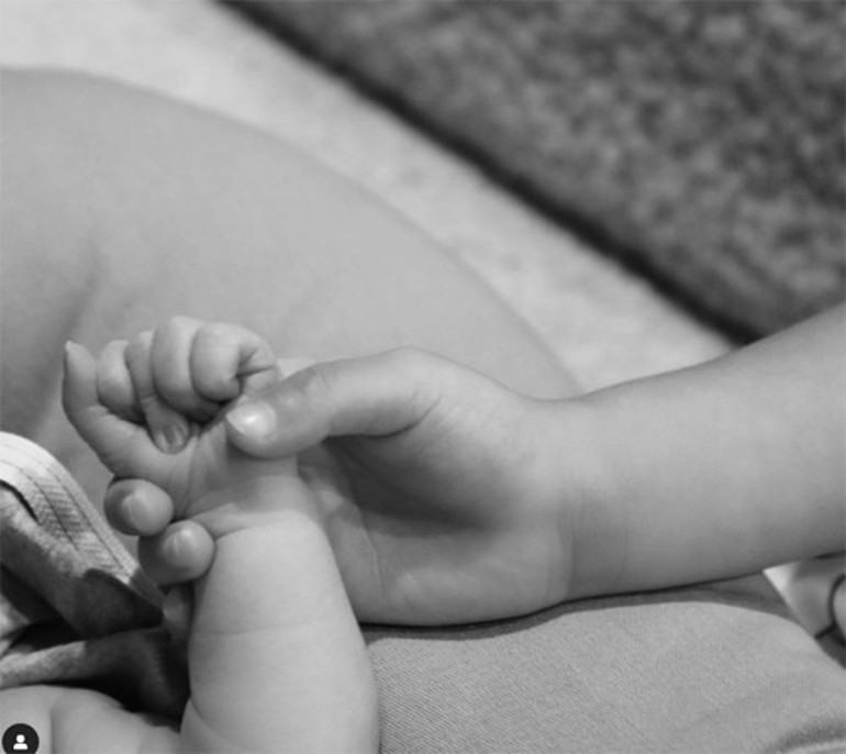 Adı konmamış ilişkiden bir bebek daha dünyaya geldi: Kylie Jenner ve Travis Scottın ikinci çocuğu dünyaya geldi